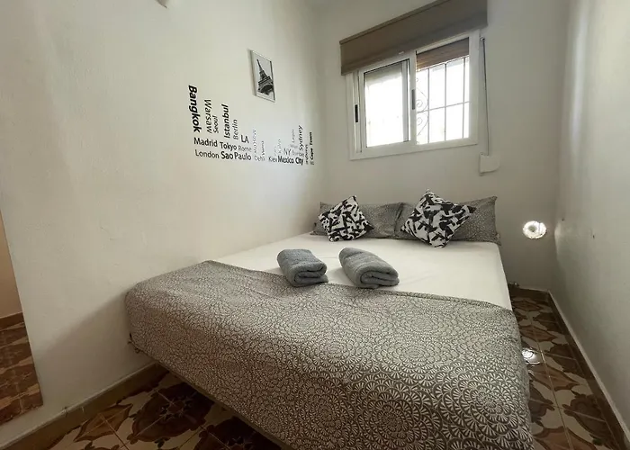 Apartamen * 료렛 드 마르
